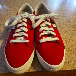 TOMMY HILFIGER SNEAKERS